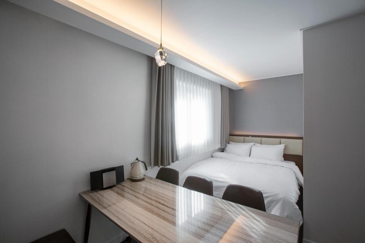 Busan Lounge 26 Hotel Экстерьер фото