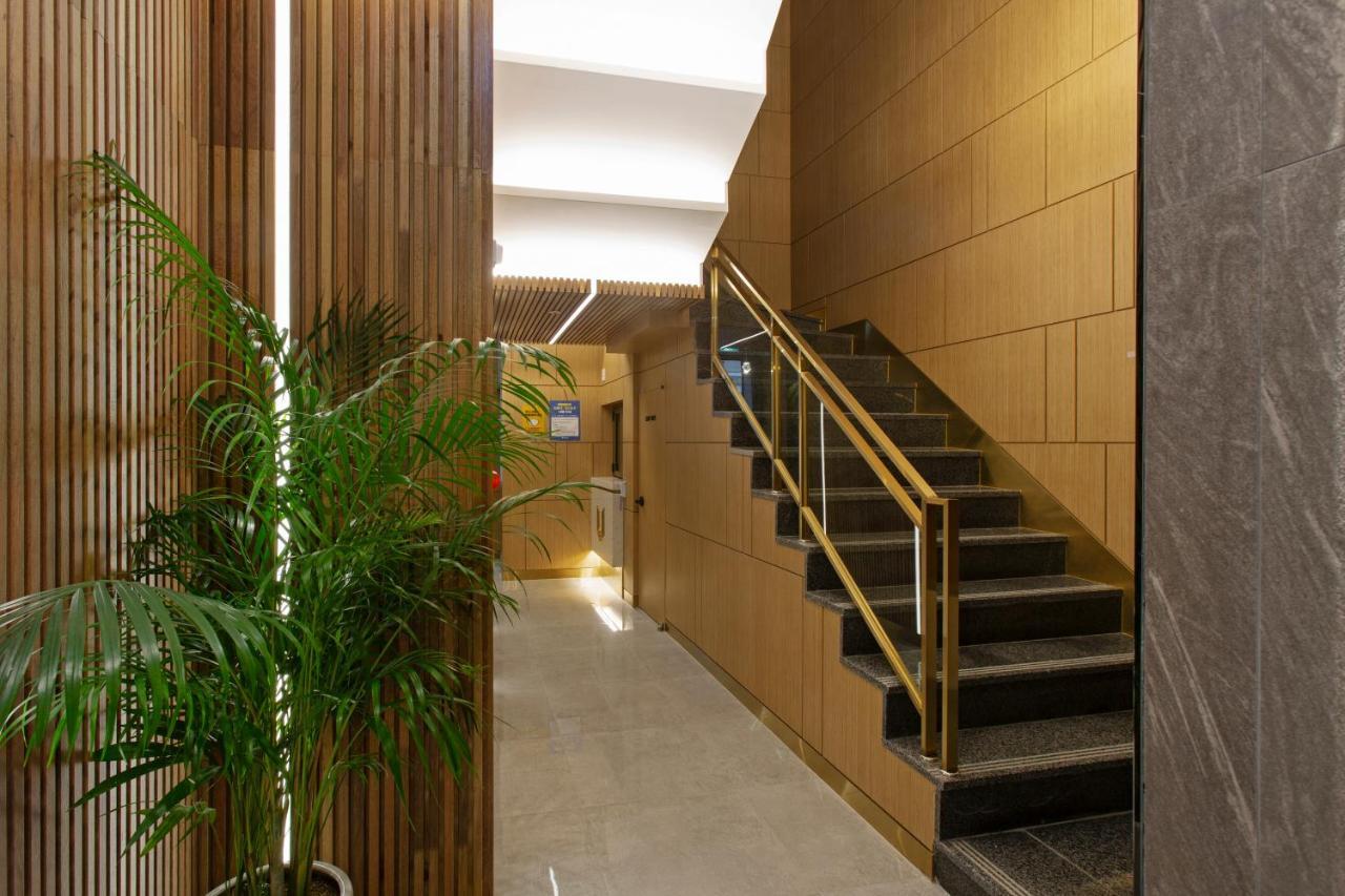 Busan Lounge 26 Hotel Экстерьер фото
